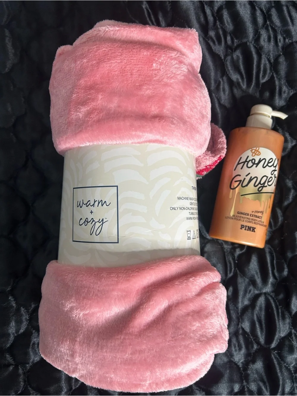 NWT Pink Plush Throw & Sock Set duo with PINK honey ginger body lotion.